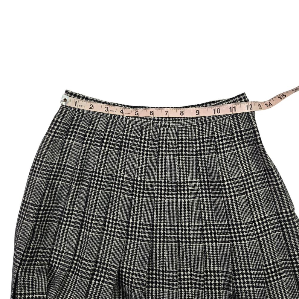 Vintage Pendleton Plaid Pleated Skirt Size 8P Petite 100% Wool Midi Black White - Picture 3 of 5